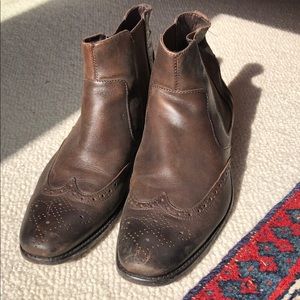 “John varvatos” men’s chukka boots.